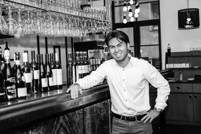 قازاقستان تۋماسى يسپانيادا شاراپ ءوندىرىپ ءجۇر