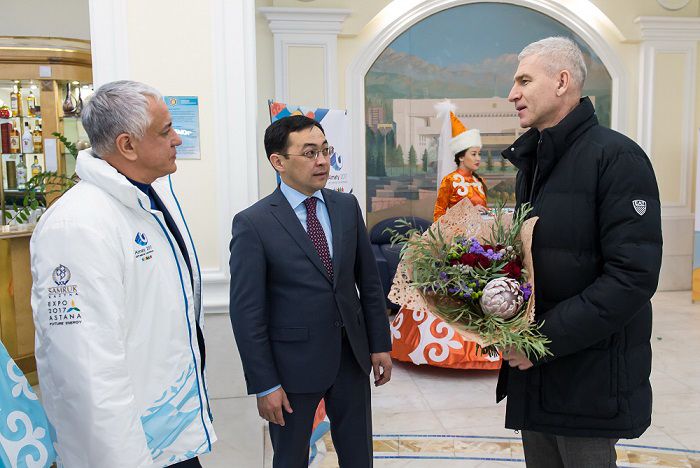 FISU پرەزيدەنتىن قارسى الدى