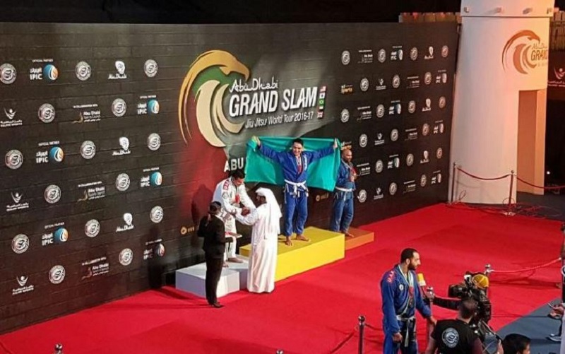 قازاقستاندىق سپورتشى ءابۋ-دابيدە التىن مەدال جەڭىپ الدى