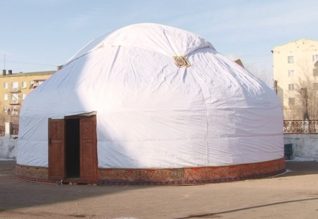 التىن ۇزىك اق وردا بالقاشتا بوي كوتەردى