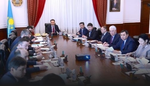 ساعىنتاەۆ مەملەكەتتىك ساتىپ الۋلار سالاسىن جەتىلدىرۋ جونىندە كەڭەس وتكىزدى