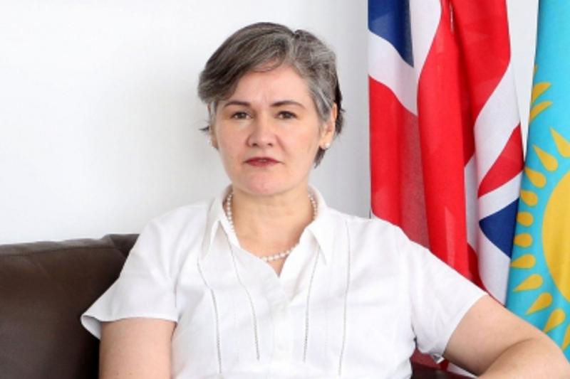  ۇلىبريتانيا ەلشىسى قازاقستاندىقتاردى ناۋرىز مەرەكەسىمەن قۇتتىقتادى (ۆيدەو)