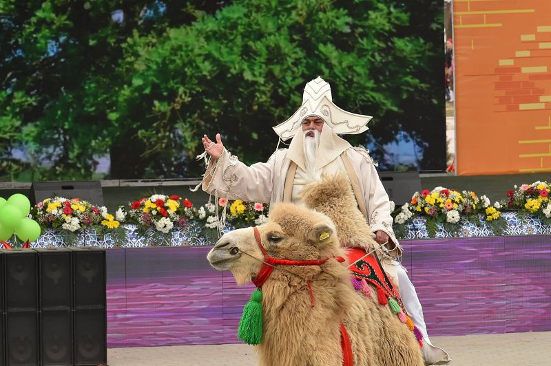 تۇركىستان تۇركى الەمىنىڭ استاناسى اتاندى (فوتورەپورتاج)