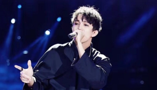 ديماش قۇدايبەرگەننىڭ ​ەكسپو-2017 كورمەسى كەزىندە جەكە كونتسەرتى وتەدى