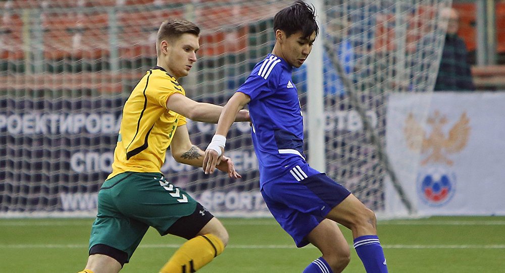 ​قازاق فۋتبولشىسىنا يسپانيالىقتار نازار اۋدارا باستادى