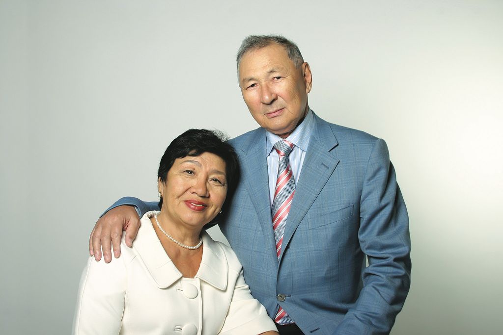 كول-كوسىر ايەل باقىتىنىڭ يەسى