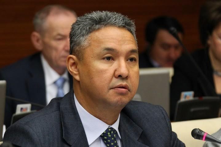 پەرۋاشەۆ: ازاماتتىق العىسى كەلەتىندەر ەمتيحان تاپسىرۋى كەرەك