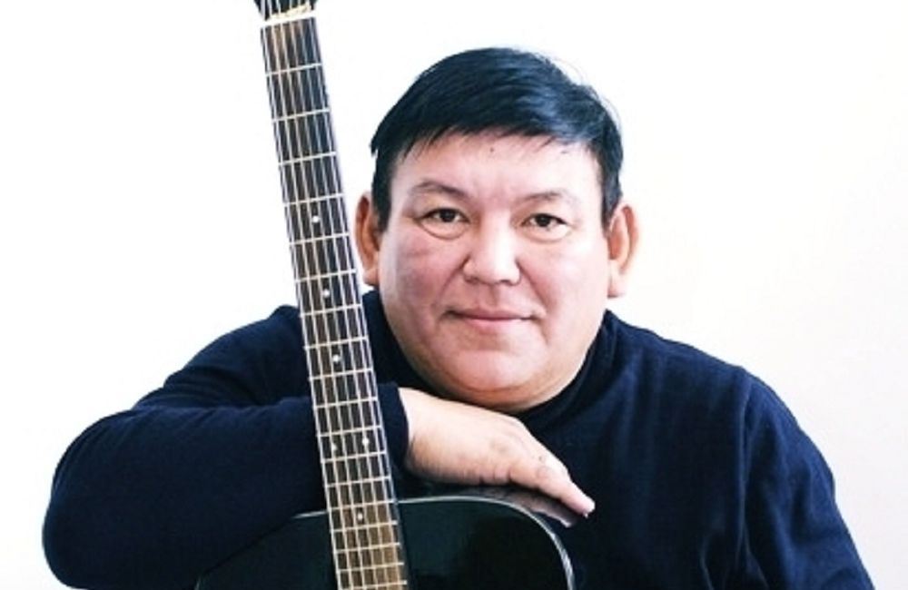 «قايعى-قۇمدا قايىرلاعان جىر-كەمە...»