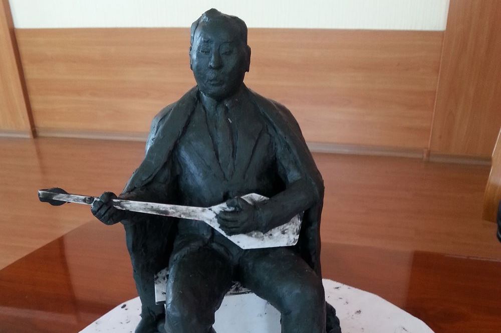 قالباتاۋدا قاليحانعا ەسكەرتكىش قويىلادى