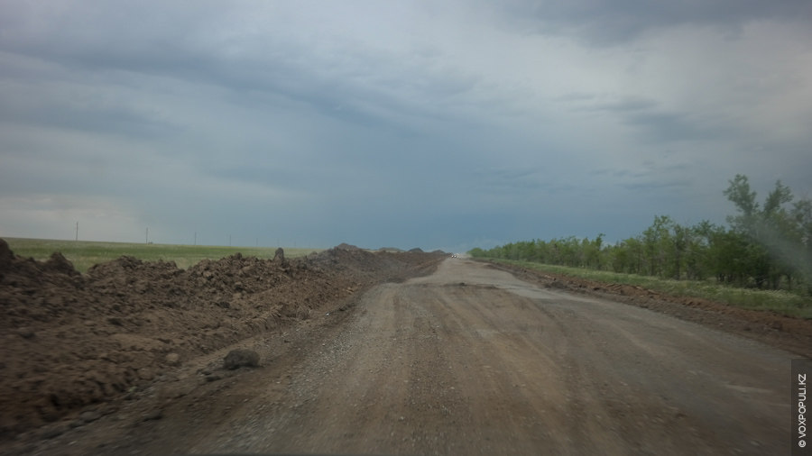 ​قارا جول قاراۋسىز  قالىپ وتىر 