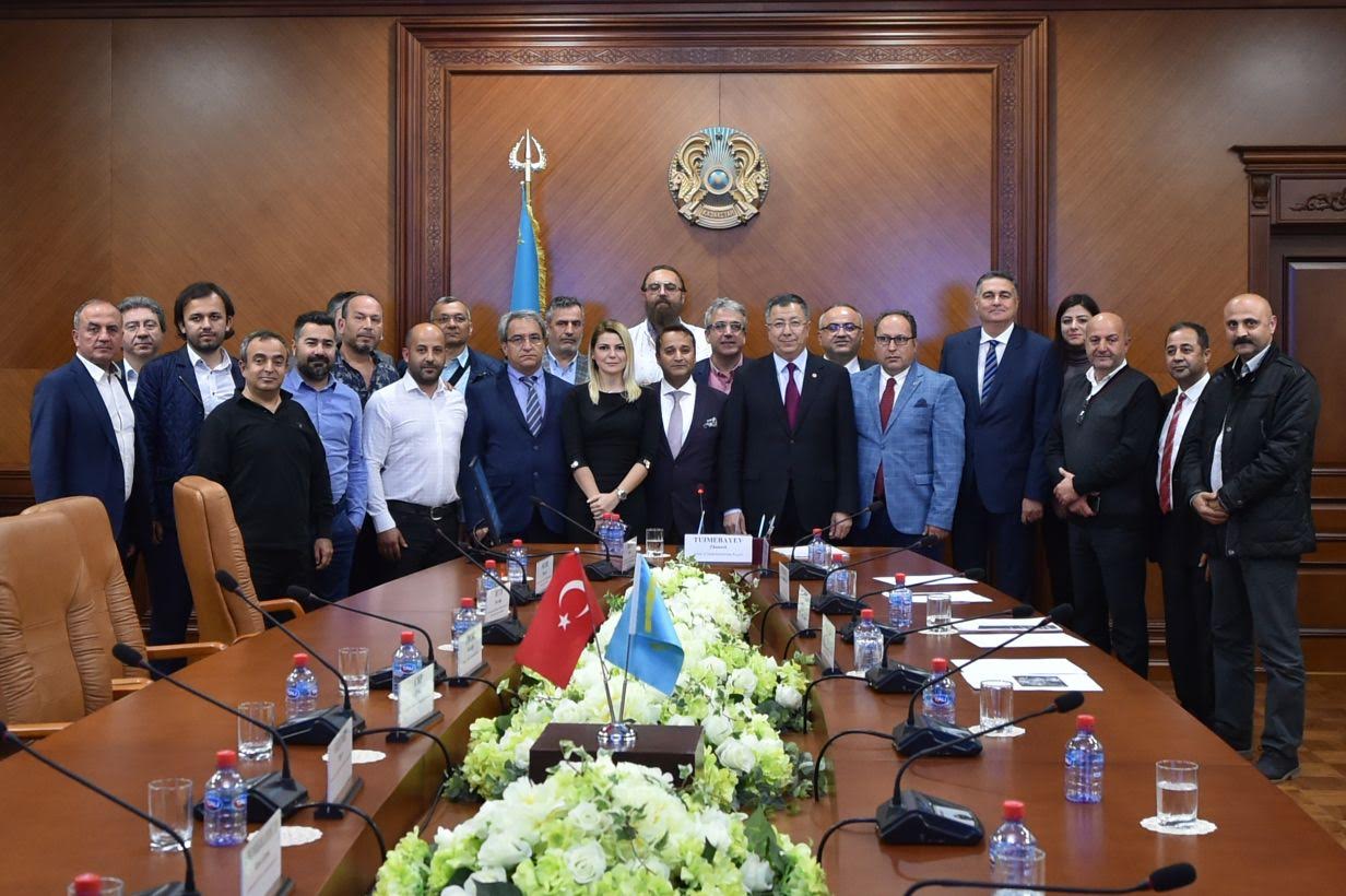 وقو-دا شەتەل ينۆەستورلارى بىرقاتار جوبالاردى جۇزەگە اسىرماق