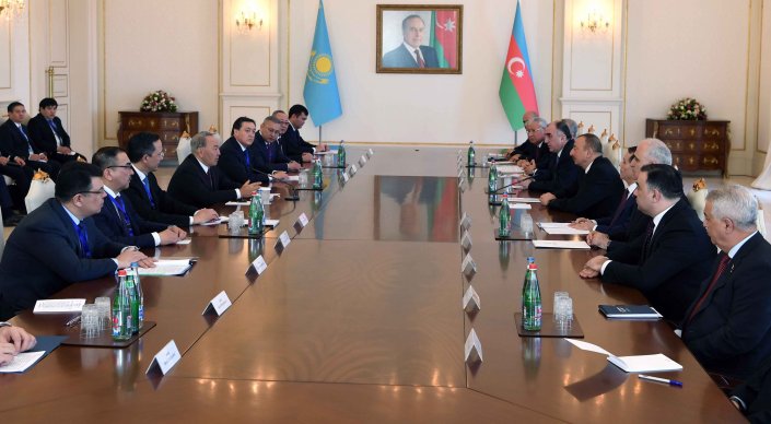 نازارباەۆ پەن اليەۆ كەڭەيتىلگەن قۇرامدا كەلىسسوز جۇرگىزدى