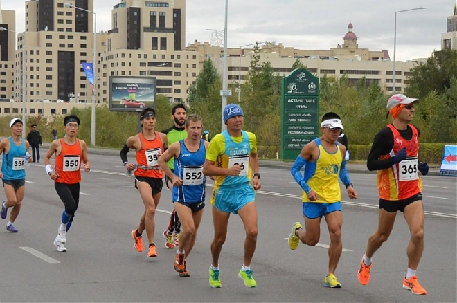 استانادا شيشيگينا مەن ارتاەۆتىڭ قاتىسۋىمەن مارافون وتەدى
