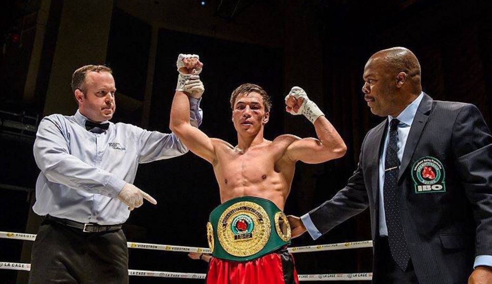 ​باتىر جۇكەمباەۆ «IBO international» بەلبەۋىن يەلەندى (ۆيدەو)