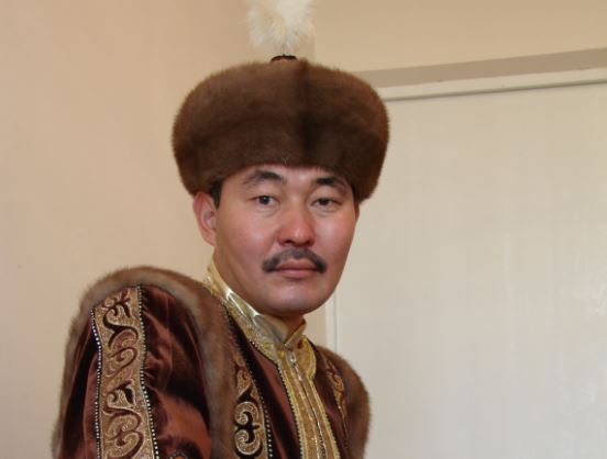 «سال-سەرىنىڭ سارقىتى ول كەشەگى...»