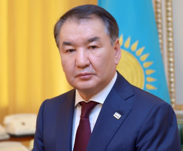 رۋحاني ورلەۋىمىزدىڭ التىن  ارقاۋى, ومىرشەڭ وزەگى