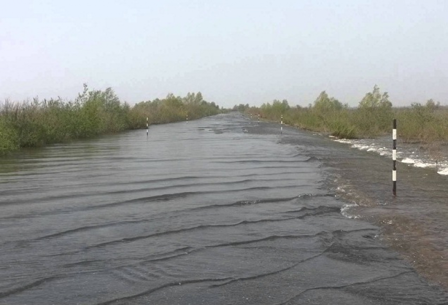 سۋ تاسقىنىنا بايلانىستى ەلىمىزدىڭ ءۇش وڭىرىندە كولىك قوزعالىسىنا شەكتەۋ قويىلدى