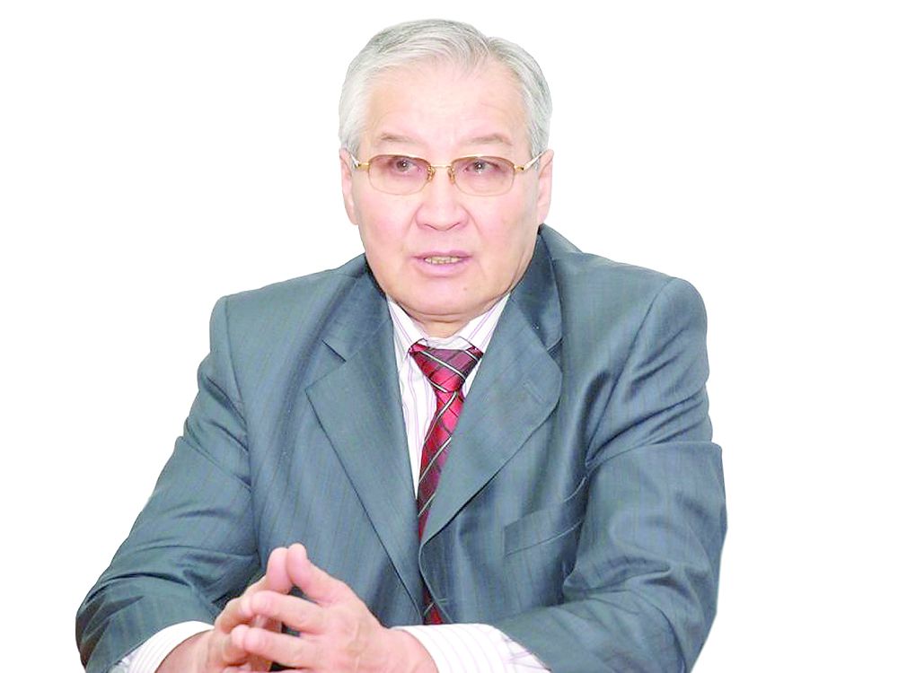 لاتىن قارپى الەممەن قاۋىشتىرادى