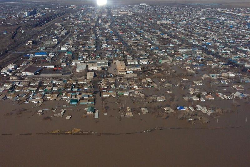 ​اتباساردا 206 تۇرعىن ءۇيدى سۋ باستى