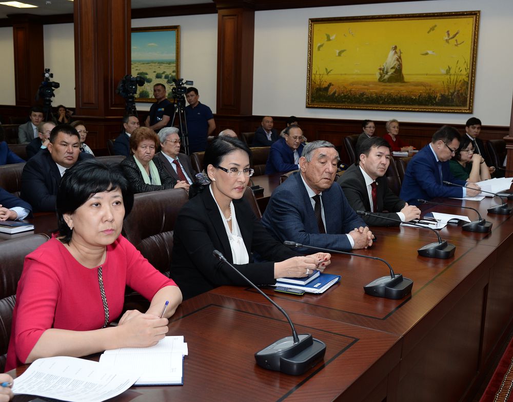 ۇلتقا ۇستىن بولار قۇجات