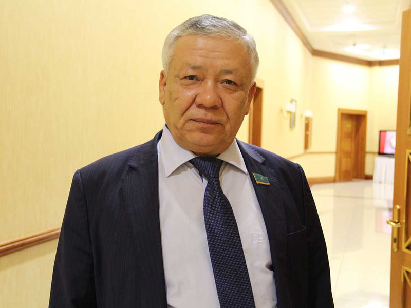 ارقايسىمىز اتسالىسۋىمىز كەرەك