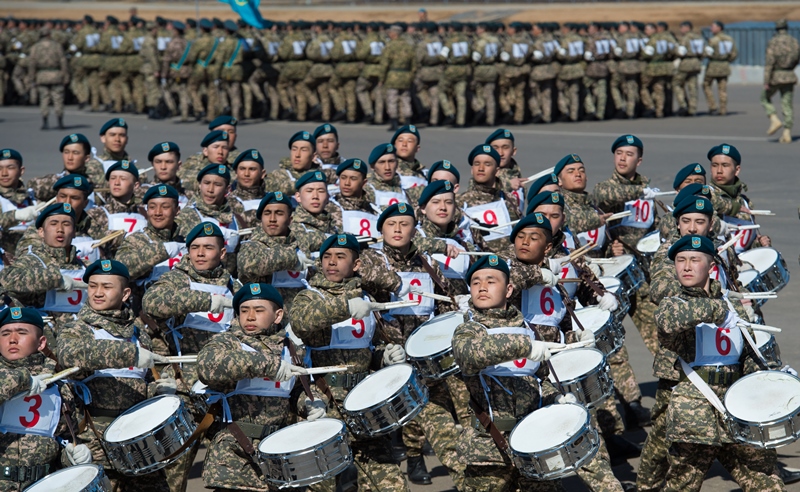 ساربازدار اسكەري پارادقا ساقاداي-ساي