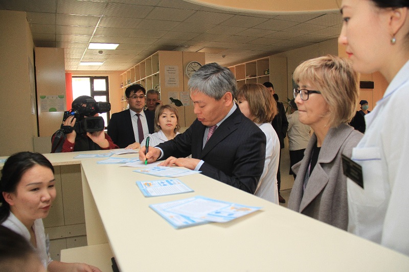 ​وقو-دا ءبىر اپتادا 140 مىڭنان استام ادام مىندەتتى الەۋمەتتىك مەديتسينالىق ساقتاندىرۋ بويىنشا تىركەلدى 