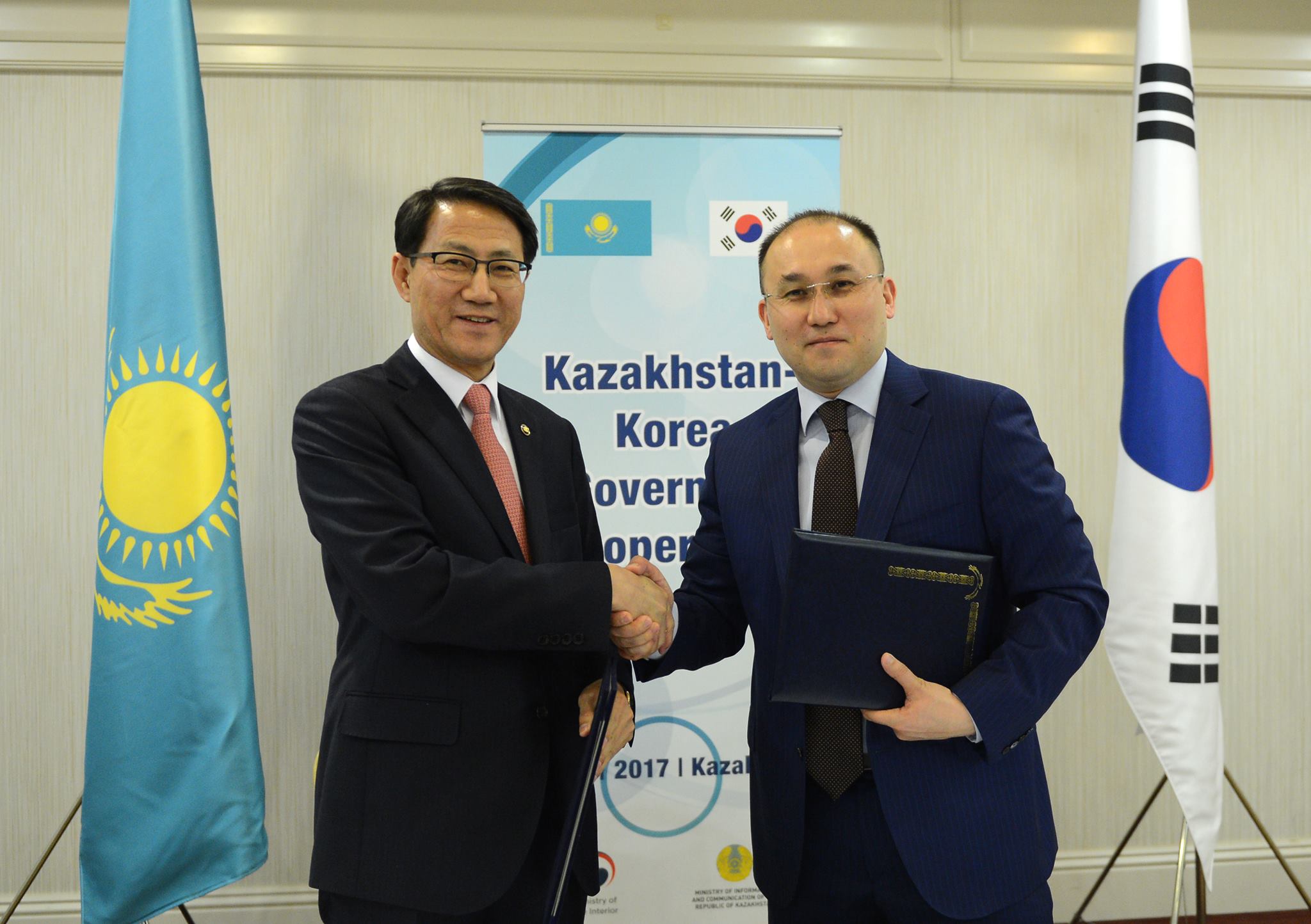 ​ەلەكتروندى ۇكىمەت سالاسىندا كورەيامەن تاجىريبە الماسامىز 