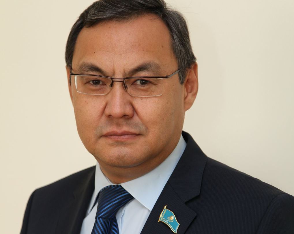 وي سالىستىراتىن زامان تۋدى