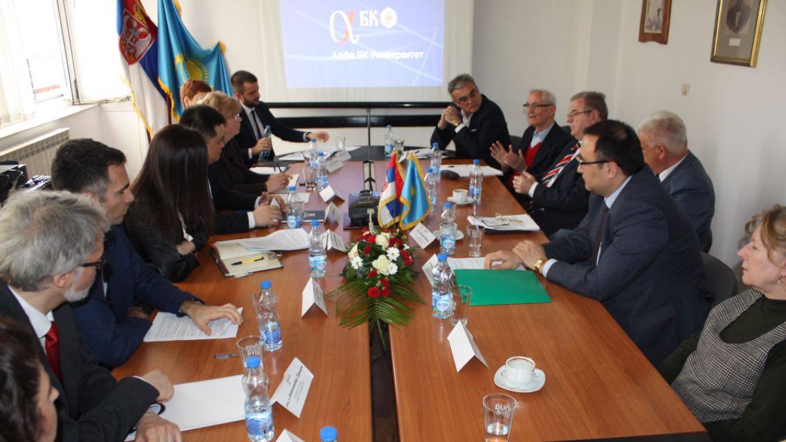 سەربيادا نۇرسۇلتان نازارباەۆتىڭ ماقالاسى تالقىلاندى