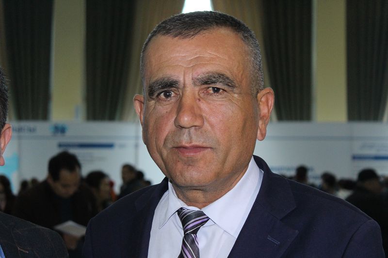 وتباسىمەن قونىس اۋدارعىسى كەلەتىن  تاجىك ازاماتتارى كوپ