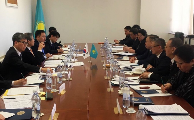 وڭتۇستىك كورەيادان قازاقستان ازاماتتارىن دەپورتاتسيالاۋ ماسەلەسى تالقىلاندى