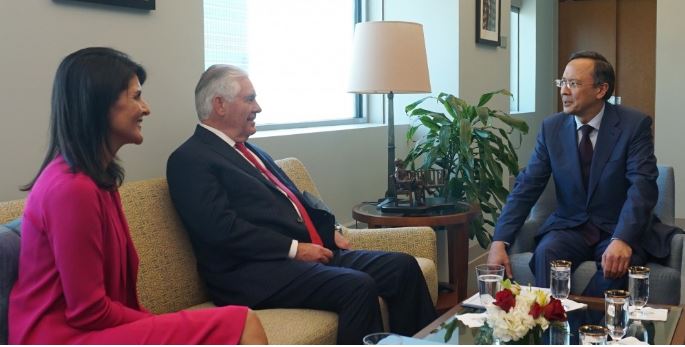 قر سىرتقى ىستەر ءمينيسترى اقش-تىڭ مەملەكەتتىك حاتشىسىمەن كەزدەستى