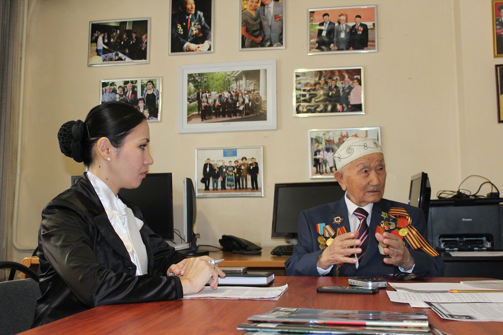 ارداگەردىڭ ايتارى كوپ