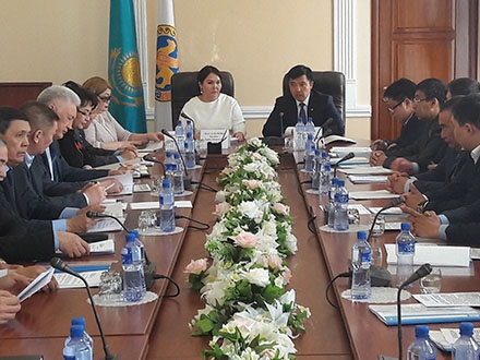 العاشقى توقسان جىل قورىتىندىسىن ايقىندايدى