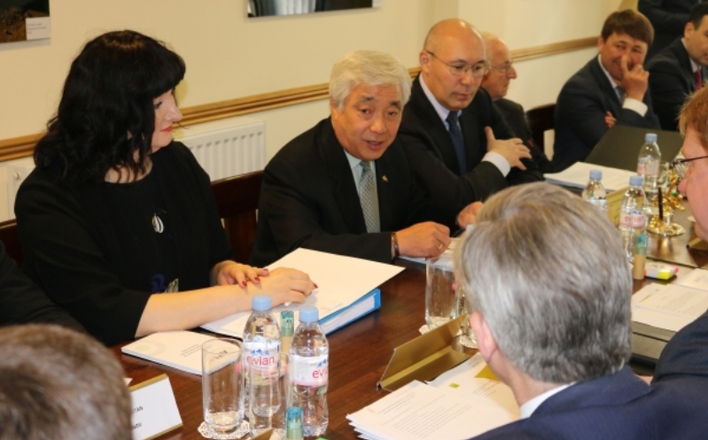 لوندوندا قۇقىقتىق كونسۋلتاتسيالىق كەڭەس وتىرىسى ءوتتى