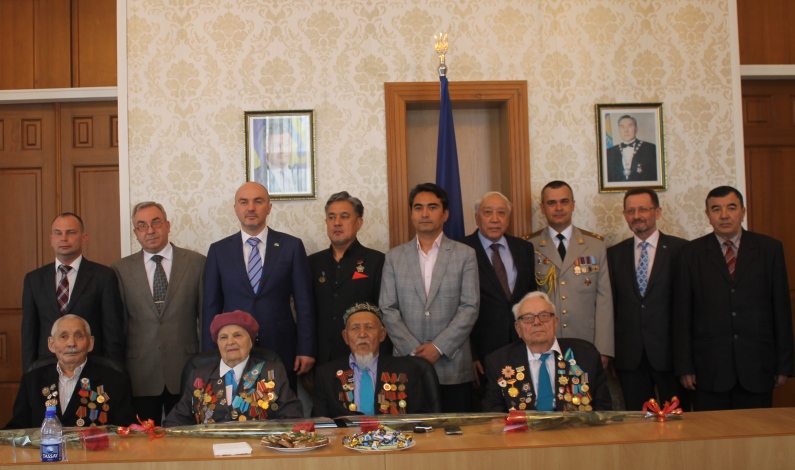 قازاقستانداعى ۋكراينا ەلشىلىگى ارداگەرلەردى قۇتتىقتادى