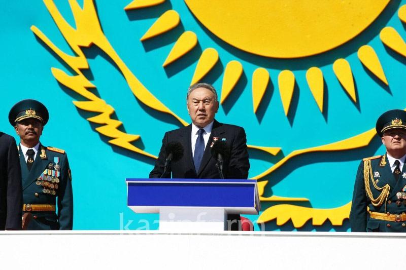 ەلباسى: «قارۋلى كۇشتەرىمىز – تاۋەلسىزدىگىمىزدىڭ باستى تىرەگى»