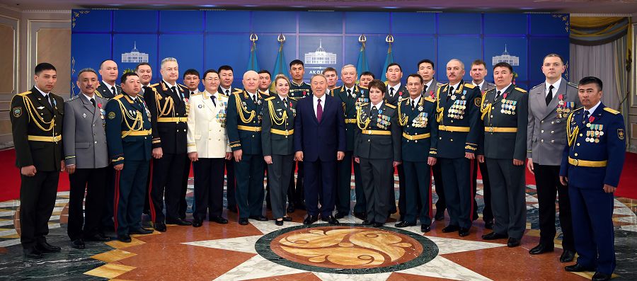 لايىقتىلارعا – مەملەكەتتىك ناگرادالار