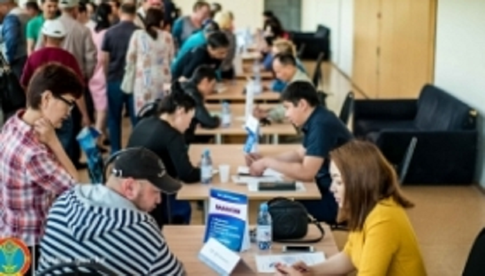 استانادا بوس جۇمىس ورىندارىنىڭ كەزەكتى جارمەڭكەسى وتەدى