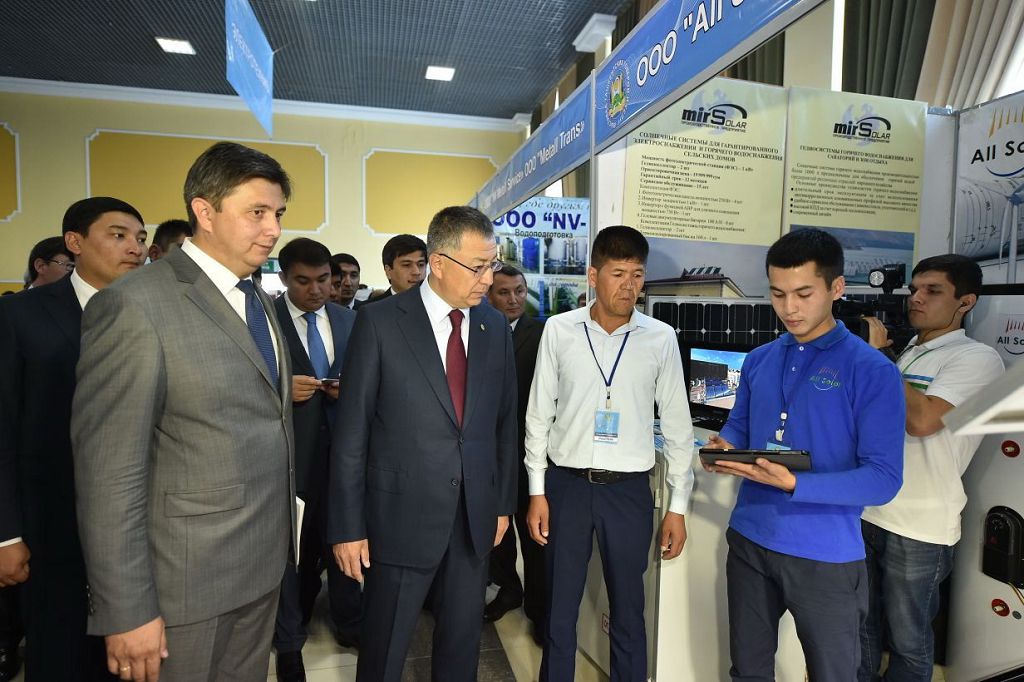 باۋىرلاستىق بايلانىس كاسىپكەرلىكتە دە جالعاستى