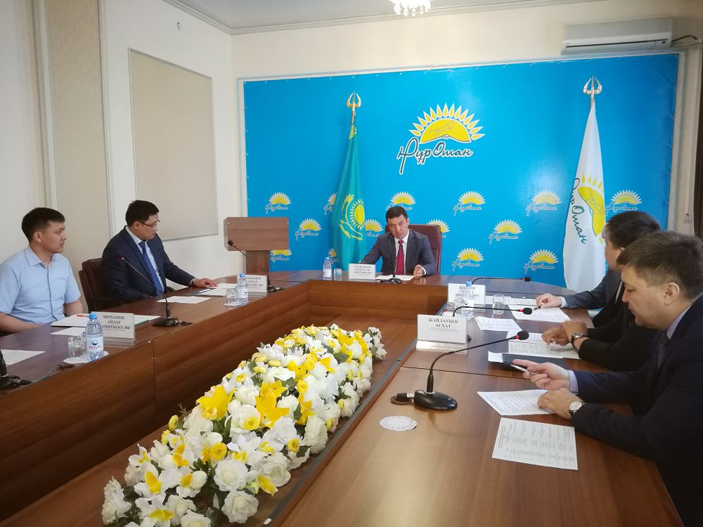 گاز ماسەلەلەرى قوعامدىق  قابىلداۋدا تالقىلاندى