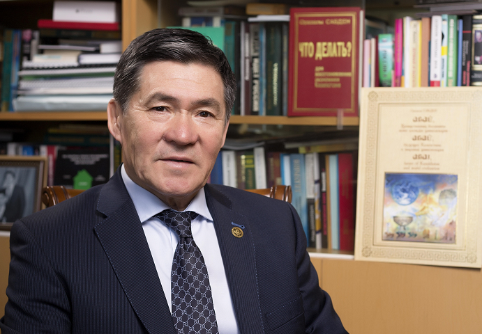 رۋحانياتقا ۇلەس قوسقان عالىم