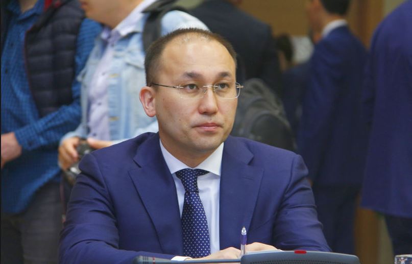 بۇگىندە 1 ملن 200 مىڭ وتباسى وتاۋ تۆ كورەدى – اباەۆ  