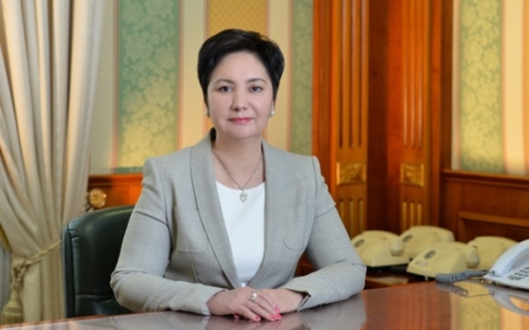 مەملەكەتتىك حاتشى شىعارماشىل جاستار وكىلدەرىمەن كەزدەستى