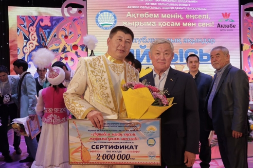 اقتوبەدە رەسپۋبليكالىق اقىندار ايتىسى مارەگە جەتتى. باس جۇلدە – تولەگەن جامانوۆتا