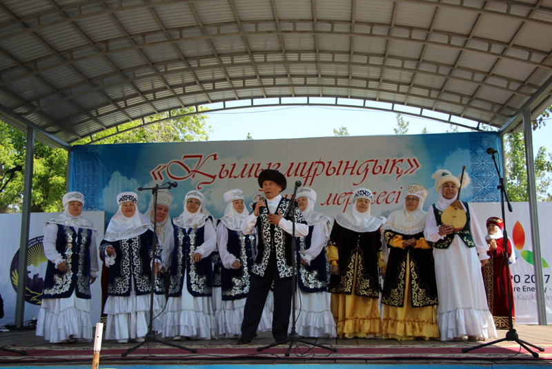 پاۆلوداردا قىمىزمۇرىندىق مەرەكەسى ءوتتى