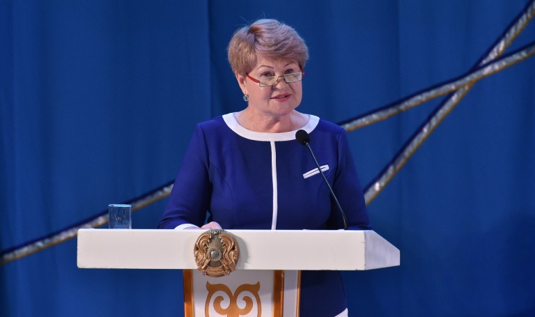 «ءومىردىڭ ءوزى لاتىن تاڭبالارىنا وتۋگە مۇمكىندىك بەرىپ وتىر»