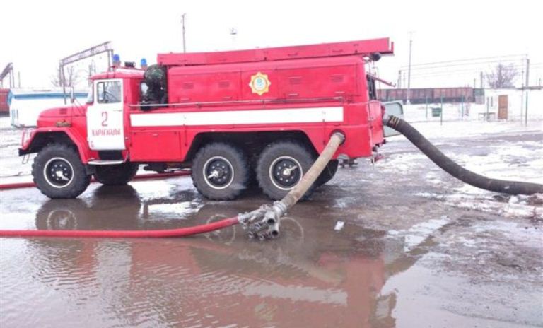 اقمولادا كوكتەمگى سۋ تاسقىنىنىڭ زارداپتارى جويىلۋدا