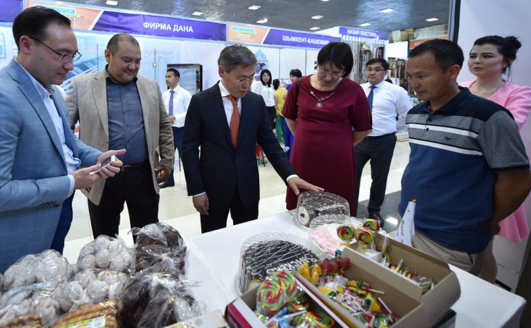 «ONTUSTIK ونىمدەرى-2017» كورمە-جارمەڭكەسى وتۋدە